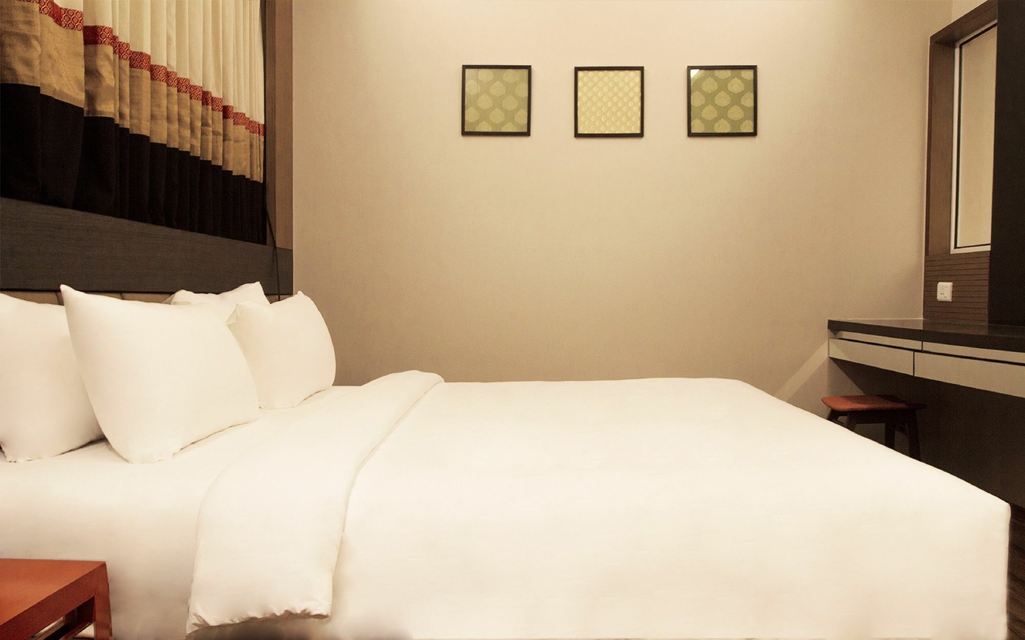 Minla Hotel Bangalore Luaran gambar