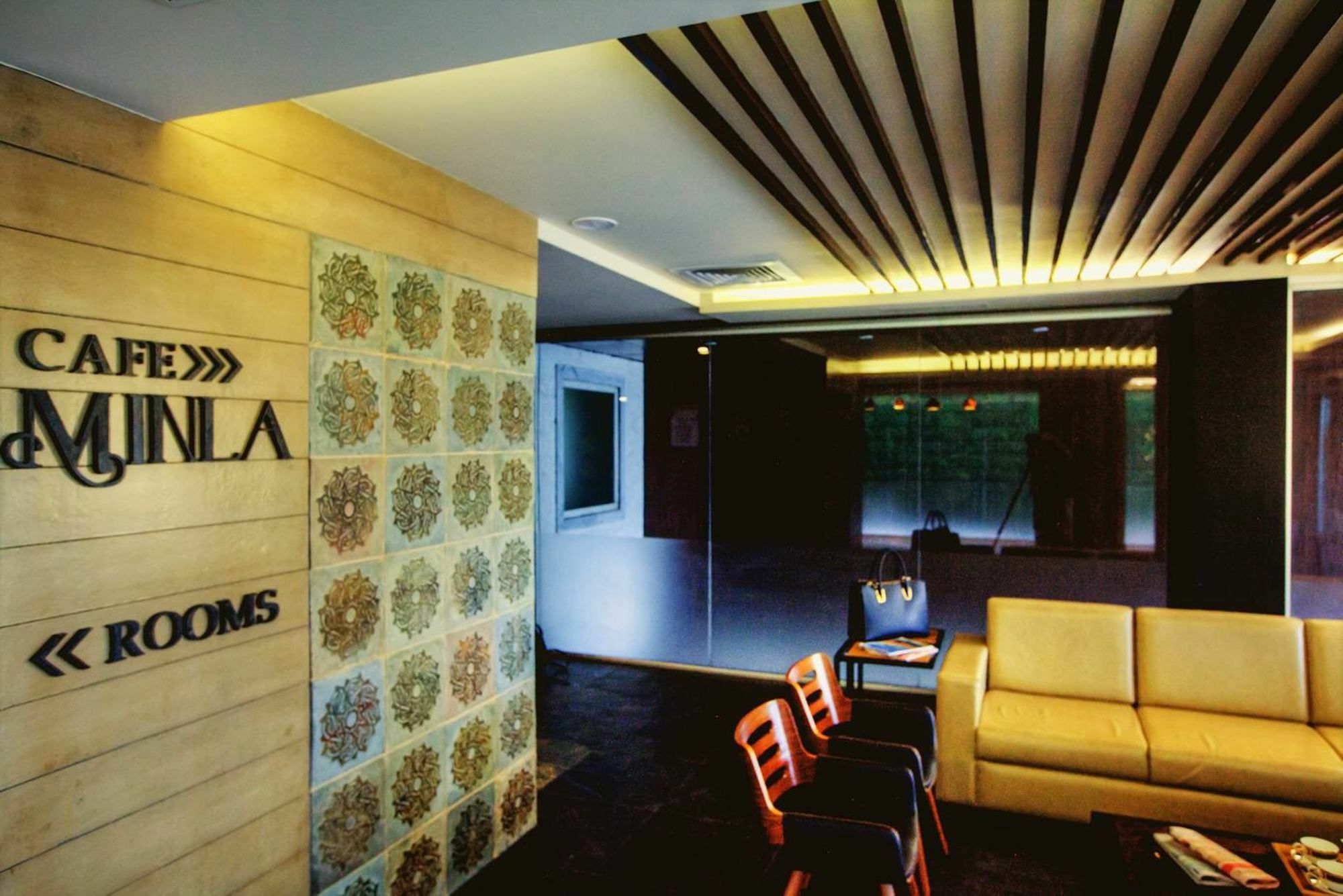 Minla Hotel Bangalore Luaran gambar